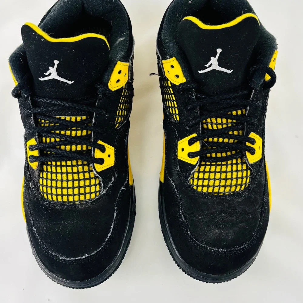 Nike Air Jordan 4 Retro Thunder Kids Size 3Y Black Yellow Sneakers BQ7670-017